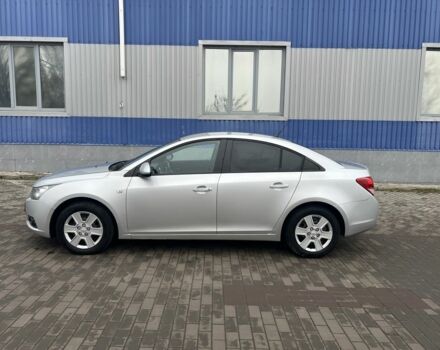 Сірий Шевроле Круз, об'ємом двигуна 1.8 л та пробігом 180 тис. км за 5500 $, фото 7 на Automoto.ua