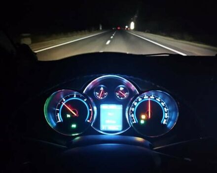 Серый Шевроле Круз, объемом двигателя 2 л и пробегом 190 тыс. км за 8500 $, фото 1 на Automoto.ua