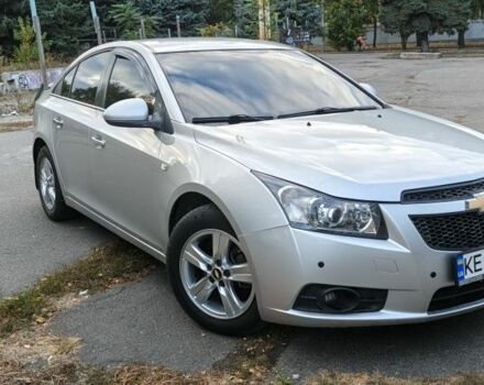 Серый Шевроле Круз, объемом двигателя 1.8 л и пробегом 259 тыс. км за 7000 $, фото 1 на Automoto.ua