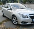 Серый Шевроле Круз, объемом двигателя 1.8 л и пробегом 259 тыс. км за 7000 $, фото 1 на Automoto.ua