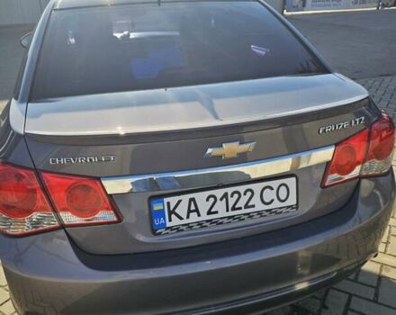 Серый Шевроле Круз, объемом двигателя 2 л и пробегом 190 тыс. км за 8500 $, фото 4 на Automoto.ua