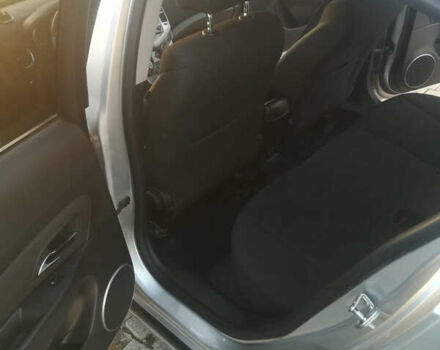 Сірий Шевроле Круз, об'ємом двигуна 1.8 л та пробігом 137 тис. км за 7900 $, фото 11 на Automoto.ua