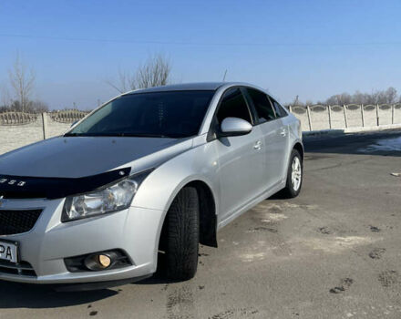 Сірий Шевроле Круз, об'ємом двигуна 1.8 л та пробігом 170 тис. км за 6000 $, фото 5 на Automoto.ua