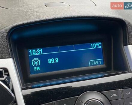 Серый Шевроле Круз, объемом двигателя 1.36 л и пробегом 233 тыс. км за 7090 $, фото 15 на Automoto.ua