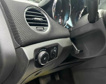 Серый Шевроле Круз, объемом двигателя 1.4 л и пробегом 130 тыс. км за 7200 $, фото 7 на Automoto.ua