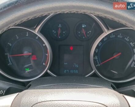 Сірий Шевроле Круз, об'ємом двигуна 1.6 л та пробігом 272 тис. км за 6940 $, фото 23 на Automoto.ua