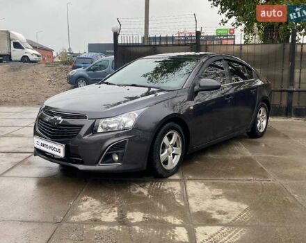 Серый Шевроле Круз, объемом двигателя 1.36 л и пробегом 233 тыс. км за 7090 $, фото 2 на Automoto.ua