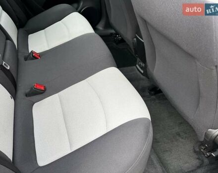 Серый Шевроле Круз, объемом двигателя 1.82 л и пробегом 170 тыс. км за 6800 $, фото 23 на Automoto.ua