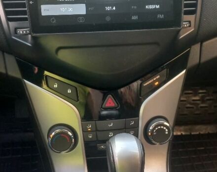 Серый Шевроле Круз, объемом двигателя 1.4 л и пробегом 112 тыс. км за 7499 $, фото 4 на Automoto.ua