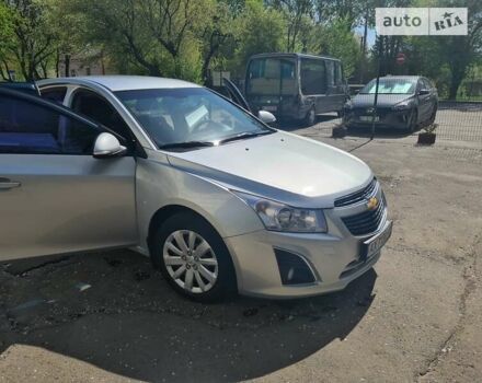 Сірий Шевроле Круз, об'ємом двигуна 1.8 л та пробігом 150 тис. км за 9400 $, фото 13 на Automoto.ua