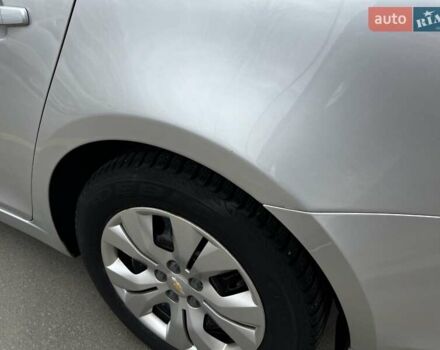 Серый Шевроле Круз, объемом двигателя 1.82 л и пробегом 170 тыс. км за 6800 $, фото 12 на Automoto.ua