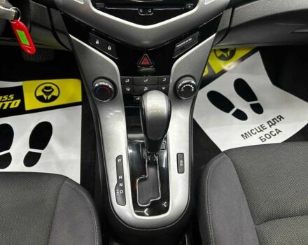 Серый Шевроле Круз, объемом двигателя 1.4 л и пробегом 130 тыс. км за 7200 $, фото 15 на Automoto.ua