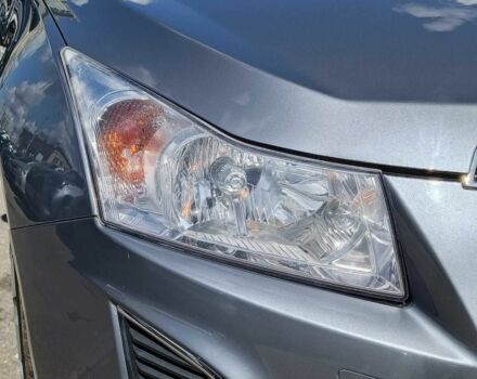 Серый Шевроле Круз, объемом двигателя 1.6 л и пробегом 272 тыс. км за 5440 $, фото 4 на Automoto.ua