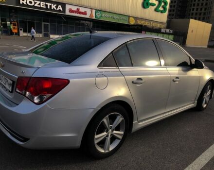 Серый Шевроле Круз, объемом двигателя 1.4 л и пробегом 183 тыс. км за 7500 $, фото 2 на Automoto.ua