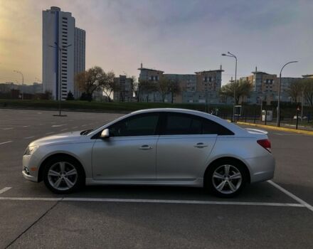 Серый Шевроле Круз, объемом двигателя 1.4 л и пробегом 183 тыс. км за 7500 $, фото 5 на Automoto.ua