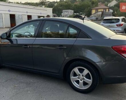 Серый Шевроле Круз, объемом двигателя 1.36 л и пробегом 260 тыс. км за 6750 $, фото 5 на Automoto.ua