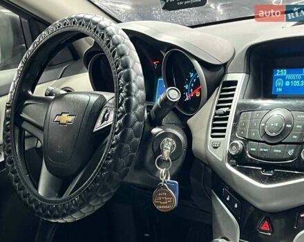 Сірий Шевроле Круз, об'ємом двигуна 1.8 л та пробігом 155 тис. км за 6850 $, фото 7 на Automoto.ua
