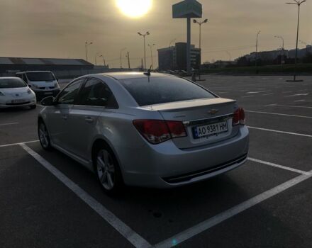 Серый Шевроле Круз, объемом двигателя 1.4 л и пробегом 183 тыс. км за 7500 $, фото 4 на Automoto.ua