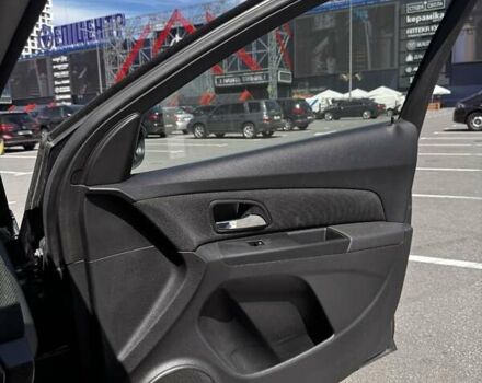 Серый Шевроле Круз, объемом двигателя 1.36 л и пробегом 253 тыс. км за 6700 $, фото 33 на Automoto.ua