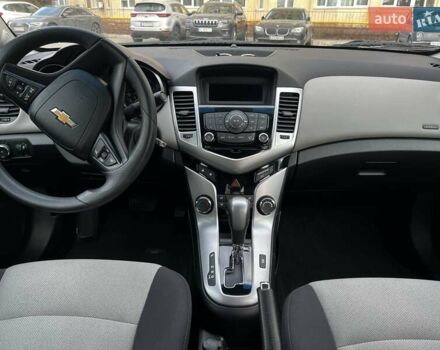 Серый Шевроле Круз, объемом двигателя 1.82 л и пробегом 170 тыс. км за 6800 $, фото 27 на Automoto.ua