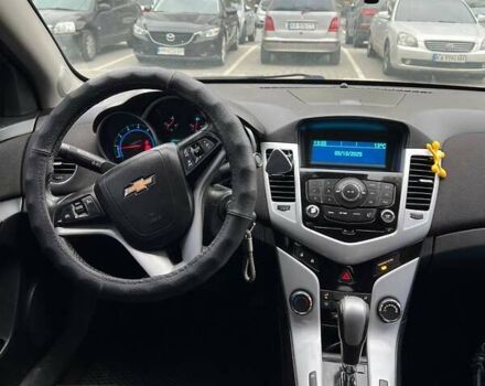 Серый Шевроле Круз, объемом двигателя 1.36 л и пробегом 233 тыс. км за 7000 $, фото 5 на Automoto.ua