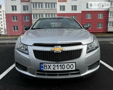 Сірий Шевроле Круз, об'ємом двигуна 1.8 л та пробігом 142 тис. км за 8600 $, фото 1 на Automoto.ua