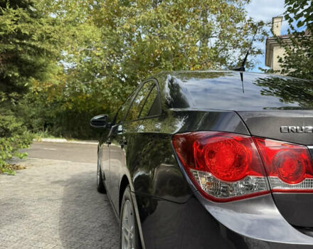 Сірий Шевроле Круз, об'ємом двигуна 1.8 л та пробігом 194 тис. км за 8200 $, фото 5 на Automoto.ua