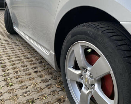 Серый Шевроле Круз, объемом двигателя 1.36 л и пробегом 115 тыс. км за 8500 $, фото 14 на Automoto.ua