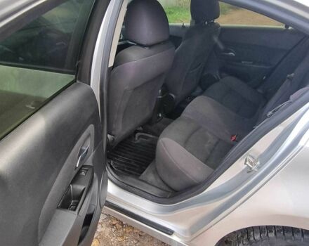 Шевроле Круз 2014 в Одессе на Automoto.ua Серый Шевроле Круз, объемом двигателя 1.4 л и пробегом 222 тыс. км за 6399 $, фото 16 на Automoto.ua