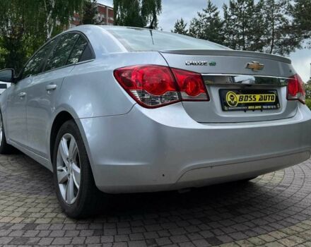 Серый Шевроле Круз, объемом двигателя 2 л и пробегом 158 тыс. км за 6700 $, фото 4 на Automoto.ua