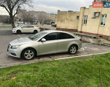 Серый Шевроле Круз, объемом двигателя 1.8 л и пробегом 179 тыс. км за 6000 $, фото 11 на Automoto.ua