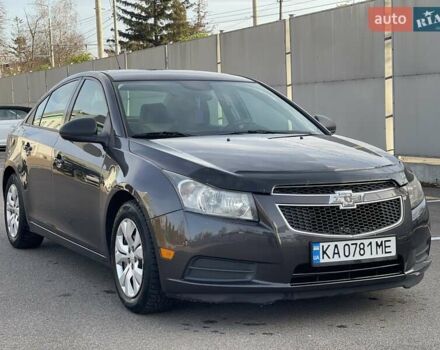 Серый Шевроле Круз, объемом двигателя 1.8 л и пробегом 89 тыс. км за 7800 $, фото 2 на Automoto.ua