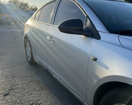 Серый Шевроле Круз, объемом двигателя 1.36 л и пробегом 185 тыс. км за 7900 $, фото 1 на Automoto.ua