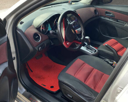 Серый Шевроле Круз, объемом двигателя 1.36 л и пробегом 115 тыс. км за 8500 $, фото 26 на Automoto.ua