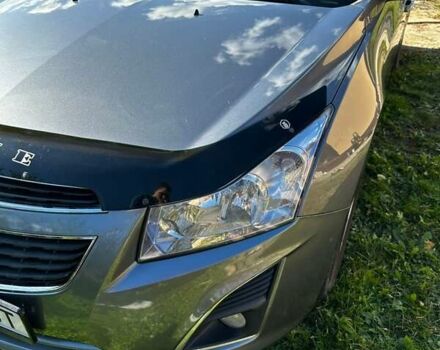 Серый Шевроле Круз, объемом двигателя 1.8 л и пробегом 246 тыс. км за 7000 $, фото 2 на Automoto.ua