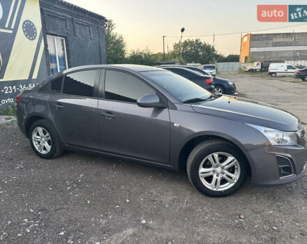 Серый Шевроле Круз, объемом двигателя 1.8 л и пробегом 273 тыс. км за 7999 $, фото 7 на Automoto.ua