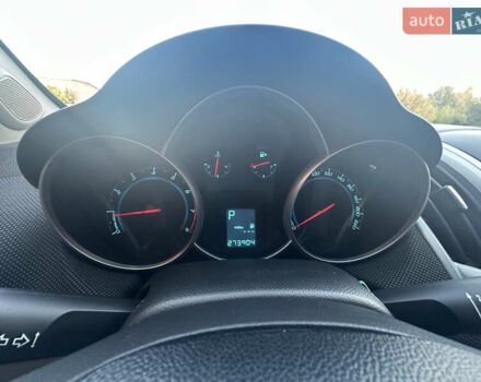 Серый Шевроле Круз, объемом двигателя 1.8 л и пробегом 273 тыс. км за 7999 $, фото 33 на Automoto.ua