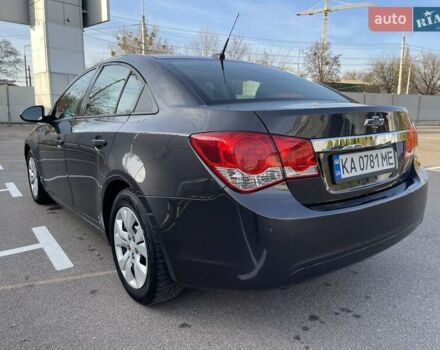 Серый Шевроле Круз, объемом двигателя 1.8 л и пробегом 89 тыс. км за 7800 $, фото 8 на Automoto.ua