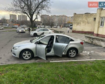 Серый Шевроле Круз, объемом двигателя 1.8 л и пробегом 179 тыс. км за 6000 $, фото 8 на Automoto.ua