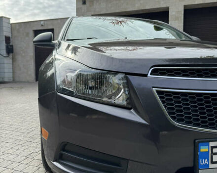 Сірий Шевроле Круз, об'ємом двигуна 1.8 л та пробігом 194 тис. км за 8200 $, фото 6 на Automoto.ua