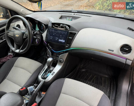 Сірий Шевроле Круз, об'ємом двигуна 1.8 л та пробігом 164 тис. км за 7900 $, фото 18 на Automoto.ua