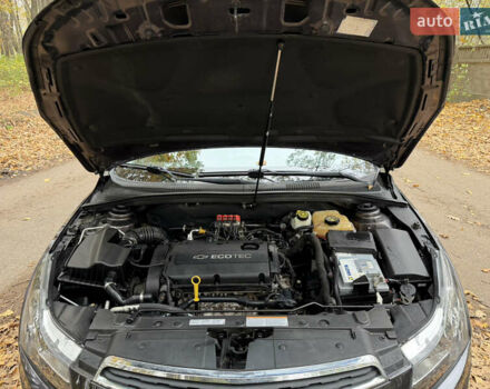 Сірий Шевроле Круз, об'ємом двигуна 1.8 л та пробігом 164 тис. км за 7900 $, фото 24 на Automoto.ua