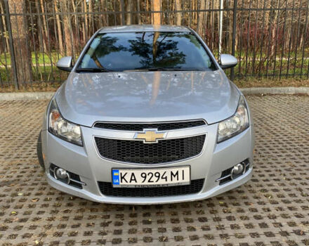 Серый Шевроле Круз, объемом двигателя 1.36 л и пробегом 115 тыс. км за 8500 $, фото 1 на Automoto.ua