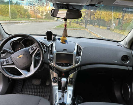 Серый Шевроле Круз, объемом двигателя 1.8 л и пробегом 165 тыс. км за 7800 $, фото 3 на Automoto.ua