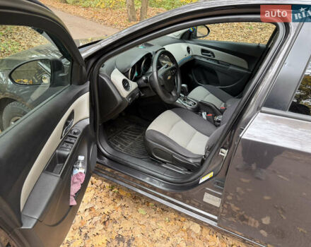 Сірий Шевроле Круз, об'ємом двигуна 1.8 л та пробігом 164 тис. км за 7900 $, фото 11 на Automoto.ua