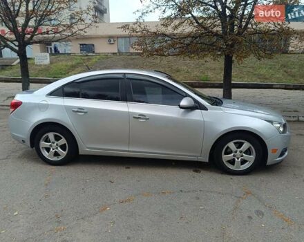 Серый Шевроле Круз, объемом двигателя 1.4 л и пробегом 86 тыс. км за 7200 $, фото 10 на Automoto.ua