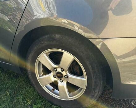 Серый Шевроле Круз, объемом двигателя 1.8 л и пробегом 246 тыс. км за 7000 $, фото 10 на Automoto.ua