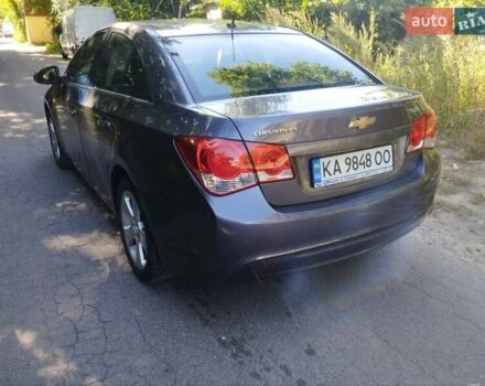 Сірий Шевроле Круз, об'ємом двигуна 1.8 л та пробігом 178 тис. км за 7800 $, фото 1 на Automoto.ua