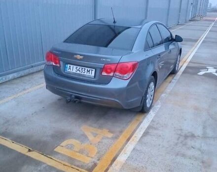 Серый Шевроле Круз, объемом двигателя 1.6 л и пробегом 270 тыс. км за 6500 $, фото 2 на Automoto.ua