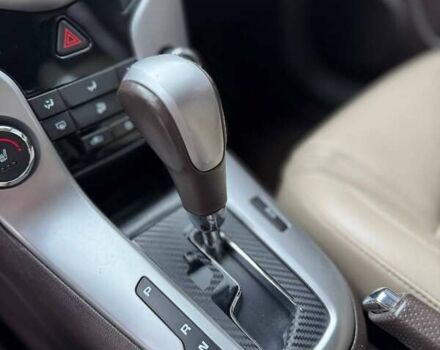 Серый Шевроле Круз, объемом двигателя 1.96 л и пробегом 207 тыс. км за 7700 $, фото 9 на Automoto.ua